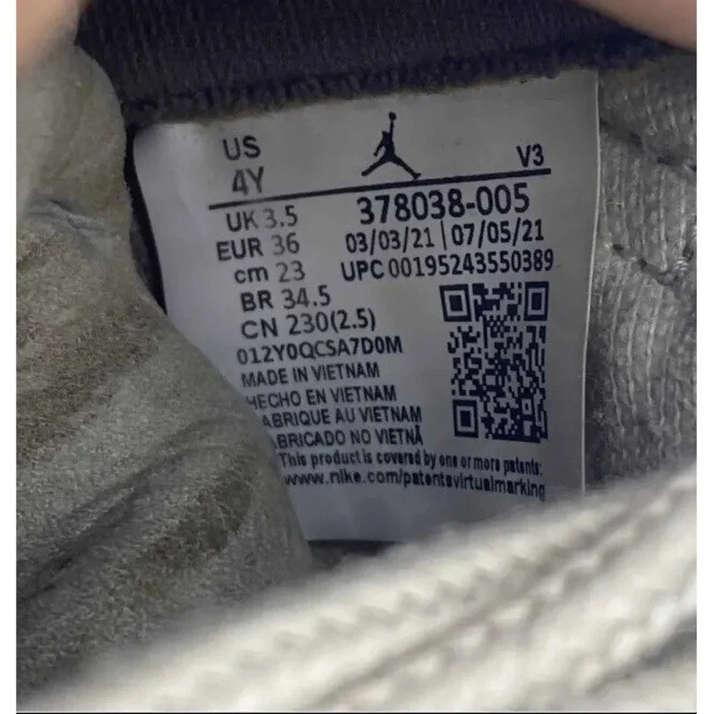 Jordan 11 Cool Grey Size 4Y GS Grade School Youth High Top Sneaker